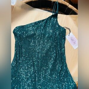 Elegant One-Shoulder Sequin Dress - Emerald Green